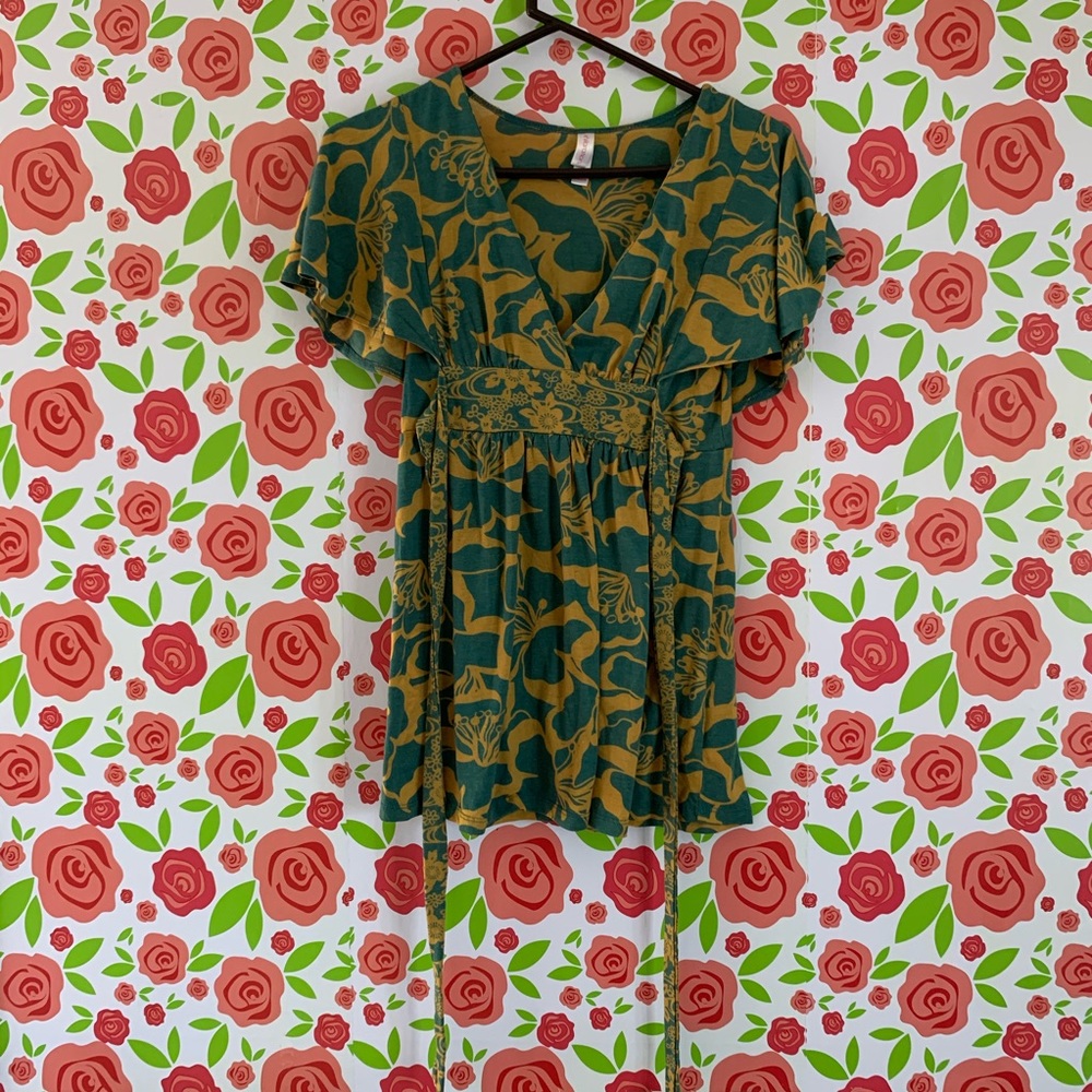 Xhilaration V neck Flare Blouse Top